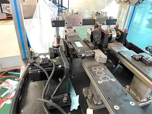 Application of EP5 in automatic paper cutting machine